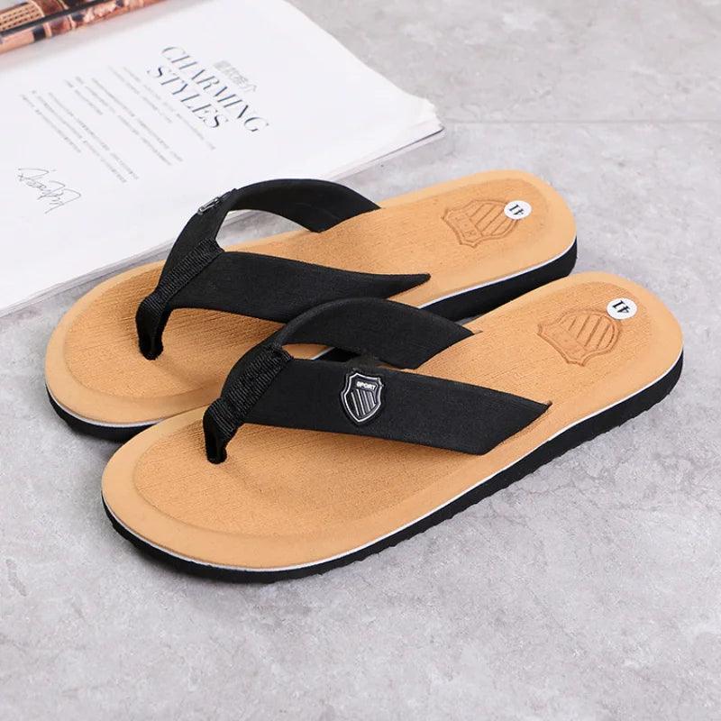 Männer Flip Flops Hochwertige Marke Herren Hausschuhe Heißer Verkauf Strandsandalen Rutschfeste Mode Hombre Casual House Hausschuhe - BlackDog T Shirt