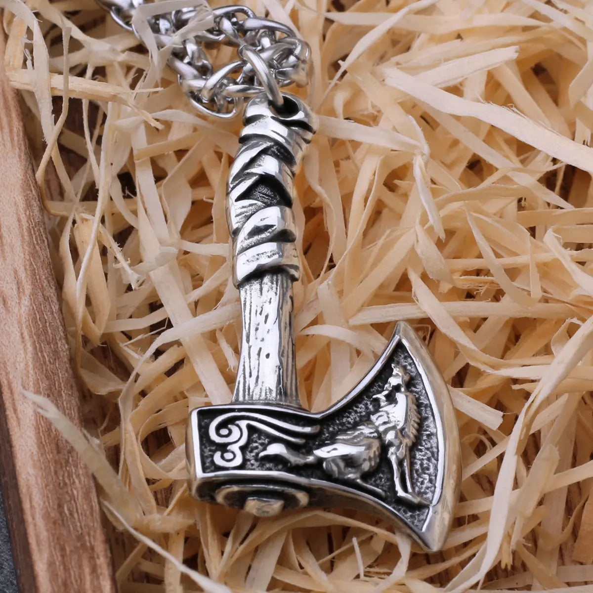 Viking Wolf and Crow Axe Pendant Retro Slavic Odin Amulet Men's Fashion Charm Stainless Steel Pendant Necklace Jewelry Gift